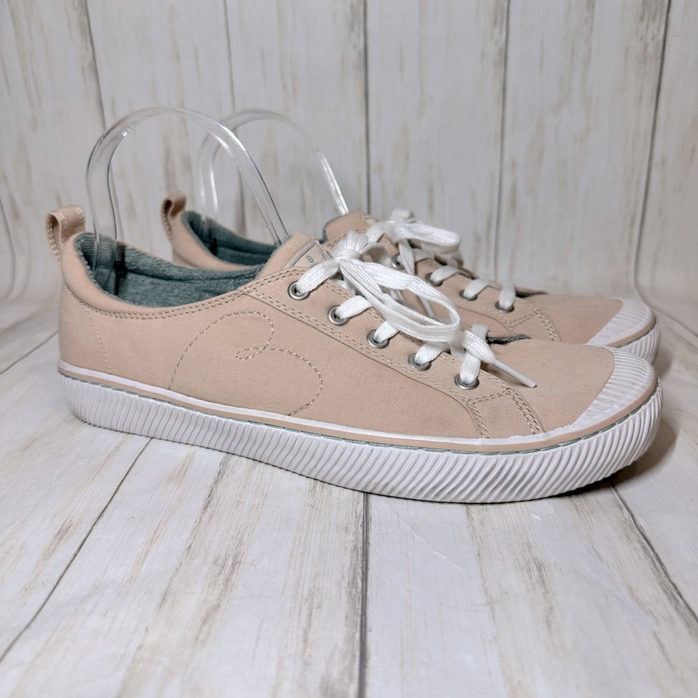 BOBS by Sketchers natural color size 11